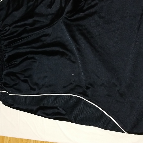 108 Adidas athletic shorts 2xl. Navy - Picture 2 of 9